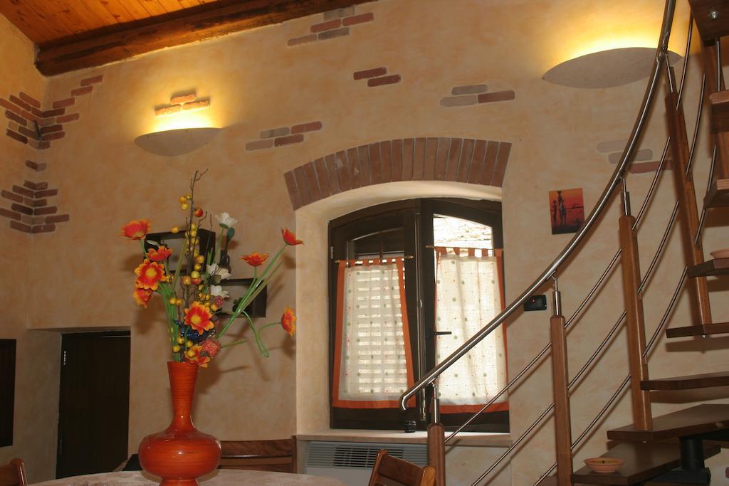 Alla Corte Dei Ventimiglia Montelepre Habitación foto